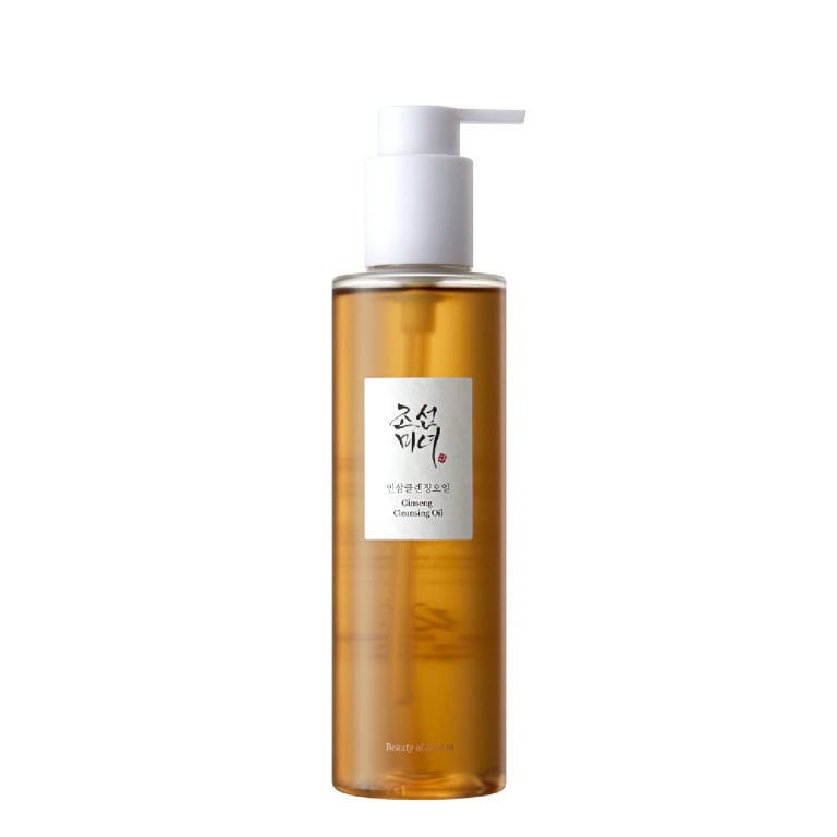 Beauty Of Joseon - Ginseng Cleansing Oil 210ml leveres i en høj, klar, ravfarvet flaske med en hvid pumpe og etiket med koreansk tekst og "Cleansing Oil" på engelsk.
