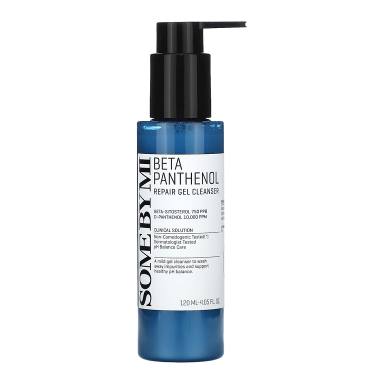 En blå flaske Some By Mi - Beta Panthenol Repair Gel Cleanser 120 ml med en sort pumpe og hvid etiket, der indeholder 120 ml (4,05 fl oz) mild rensegel.