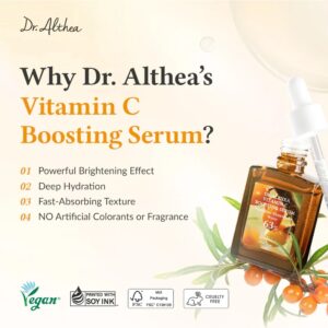 Et reklamebillede for Dr. Althea - Vitamin C Boosting Serum 30ml viser en dråbeflaske med havtornbær og fremhæver dens lysnende, fugtgivende fordele, hurtige optagelse og fravær af kunstige farvestoffer eller parfume.