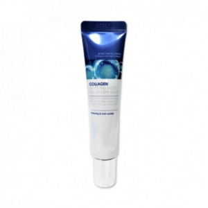 En tube Farm Stay - Collagen Water Full Moist Rolling Eye Serum 25ml med en blå hætte og hvid krop, med produktetikettering og en molekylær grafik nær toppen.