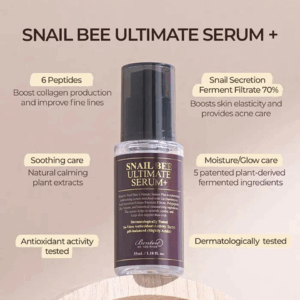 En 35 ml flaske BENTON - Snail Bee Ultimate Serum+ står oprejst på en træoverflade med tekst, der fremhæver peptider, sneglesekretfiltrat, lindrende pleje, antioxidante fordele, fugt-/glødpleje og dermatologisk test.