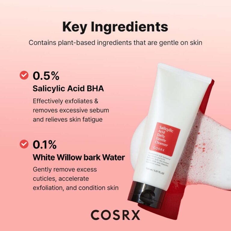 En Cosrx - Salicylic Acid Gentle Cleanser-tube hviler på pink med et strejf af hvidt skum. I teksten står der 0,5 % BHA for eksfoliering og oliekontrol og 0,1 % hvid pilebarkvand for en blid renseoplevelse.