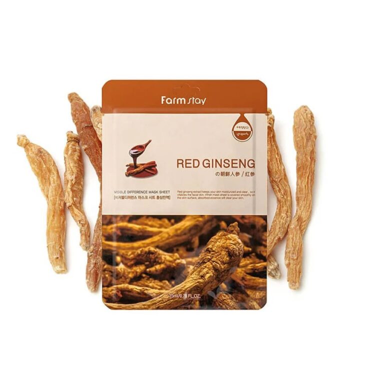 The Farm Stay - Visible Difference Mask Sheet - Red Ginseng er vist på en hvid baggrund, omgivet af tørrede røde ginsengrødder.